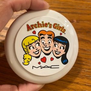 Mac cosmetics collectible Archie’s girls blush